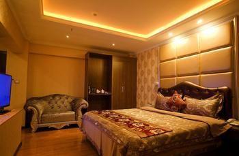 Yuxi Hongyuan Star Hotel Экстерьер фото