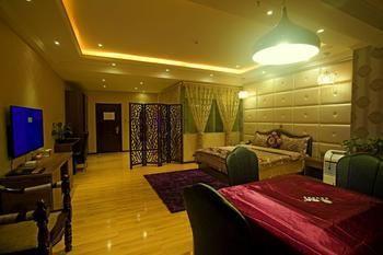 Yuxi Hongyuan Star Hotel Экстерьер фото